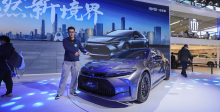 2022广州车展 丰田全新皇冠实拍 设计大改 还有2.4T