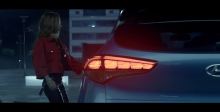 韩国女歌手Jessi拍摄现代汽车广告